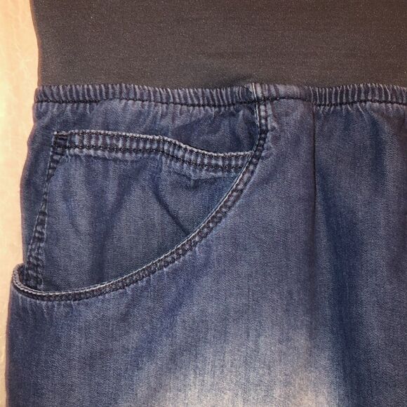 Maternity 12 Lyocell Blue Denim Shorts - Picture 2 of 10